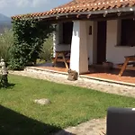 مزرعة للإقامة Tenuta Don Ballore Country Galtellì